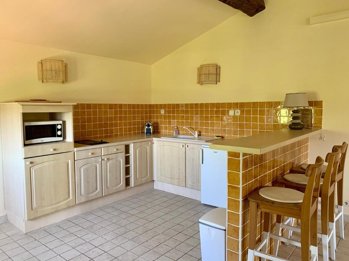 Le Chateau Des Anglades Hyeres Exterior photo