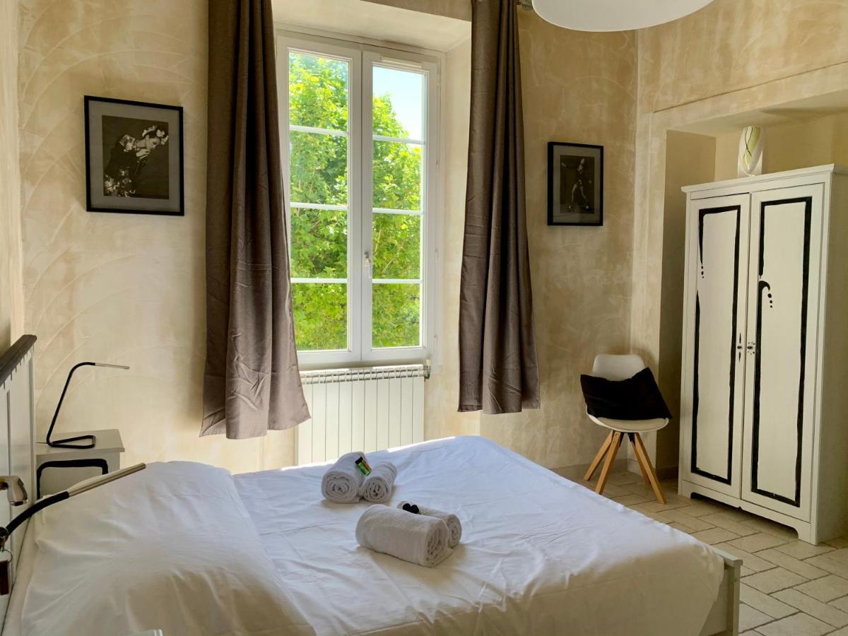 Le Chateau Des Anglades Hyeres Exterior photo