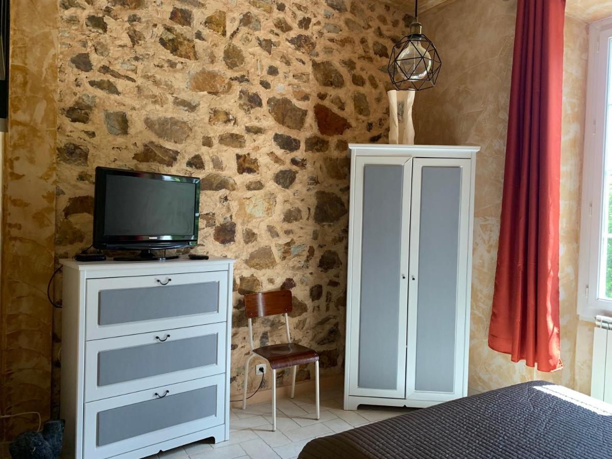 Le Chateau Des Anglades Hyeres Exterior photo