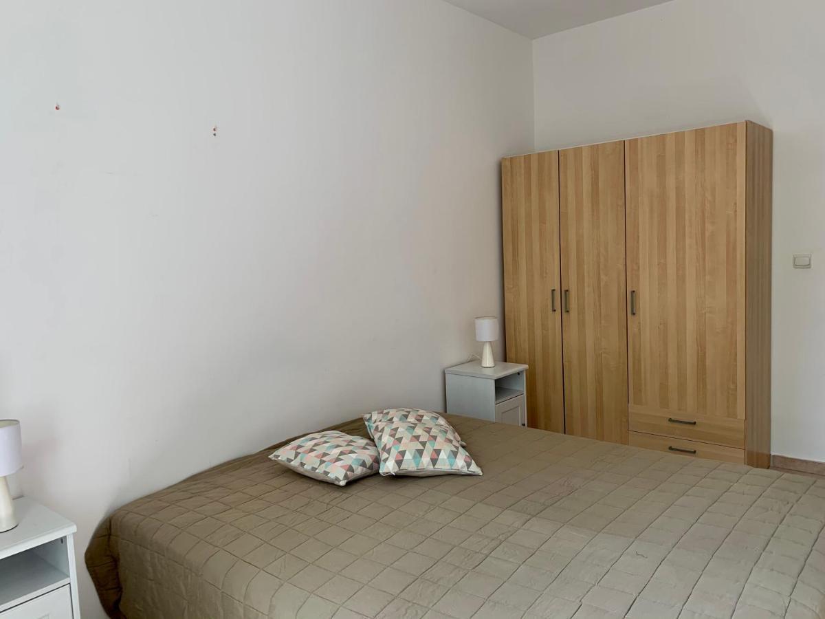 Le Chateau Des Anglades Hyeres Exterior photo