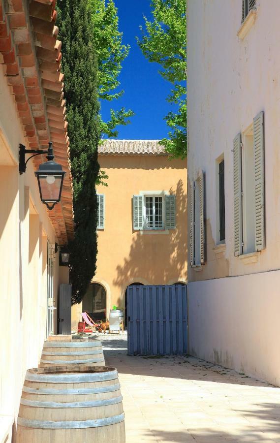 Le Chateau Des Anglades Hyeres Exterior photo
